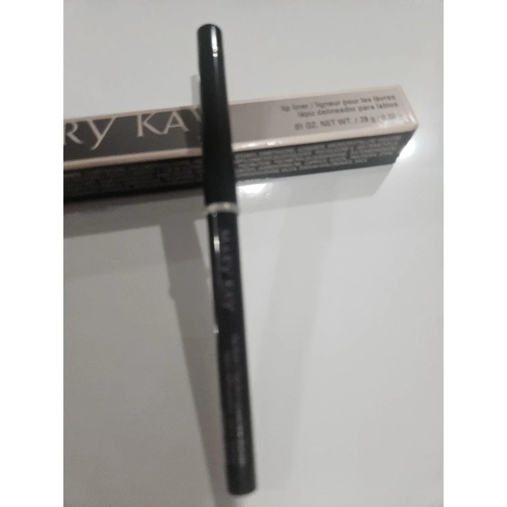 Mary Kay Lip Liner Clear New